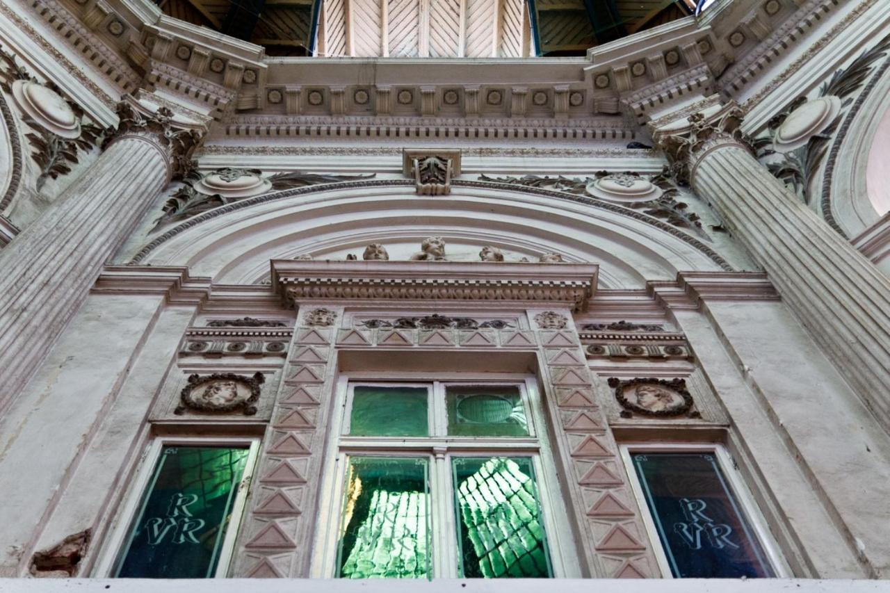 Vilacrosse Boutique Inn Bukarest Exteriör bild