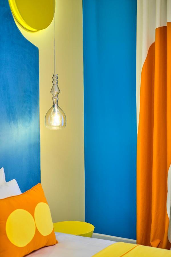 Vilacrosse Boutique Inn Bukarest Exteriör bild