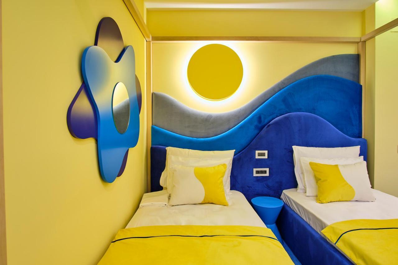 Vilacrosse Boutique Inn Bukarest Exteriör bild