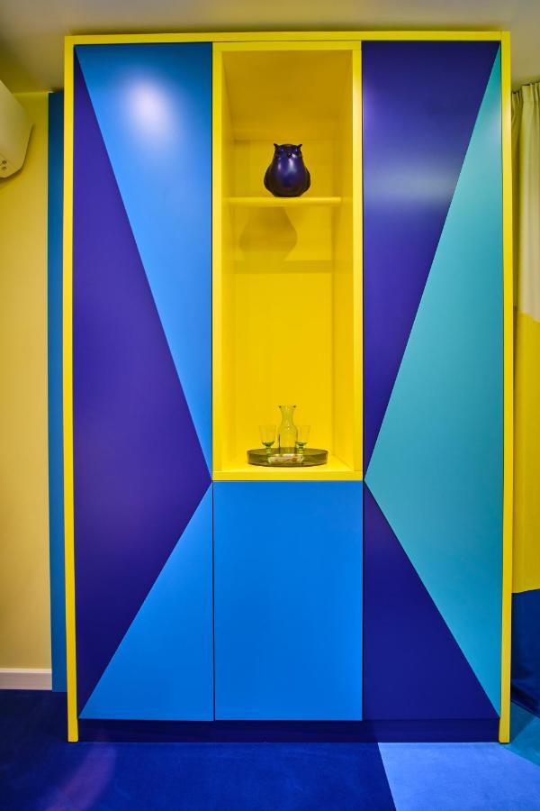 Vilacrosse Boutique Inn Bukarest Exteriör bild