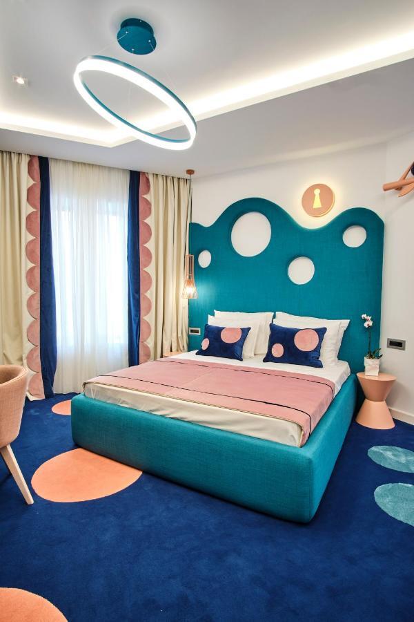 Vilacrosse Boutique Inn Bukarest Exteriör bild