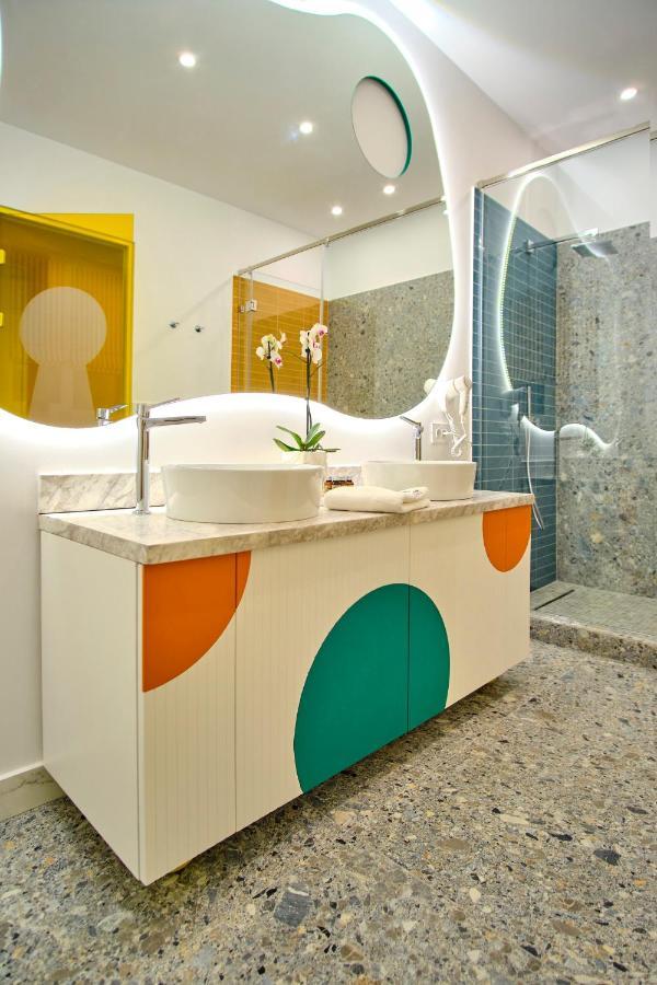 Vilacrosse Boutique Inn Bukarest Exteriör bild